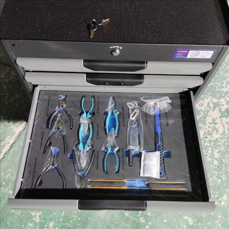 ชุดเครื่องมือซ่อมรถยนต์ 252 ชิ - Workshop Hand Tools บทวิจารณ์และราคา